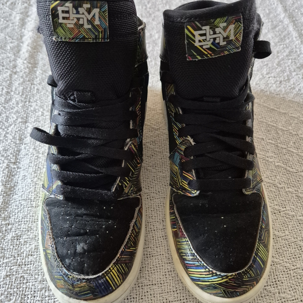 Nike Black and Multicolor Kids High-Top Sneakers - Picture 3 of 8